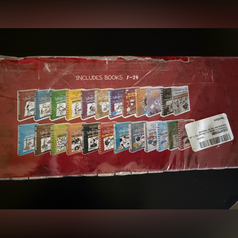 Diary of a Wimpy Kid Book Box Set 1-24 - Picture 3 of 3